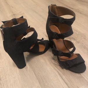 Indigo rd Levi heels 7M